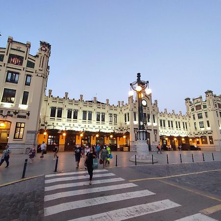 Central Rooms Valencia Downtown - Bruno Apartments Coliving Bagian luar foto